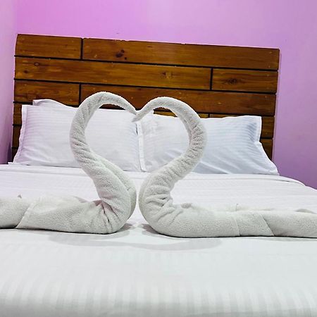 Skyway Rooms بونديتْشيري المظهر الخارجي الصورة