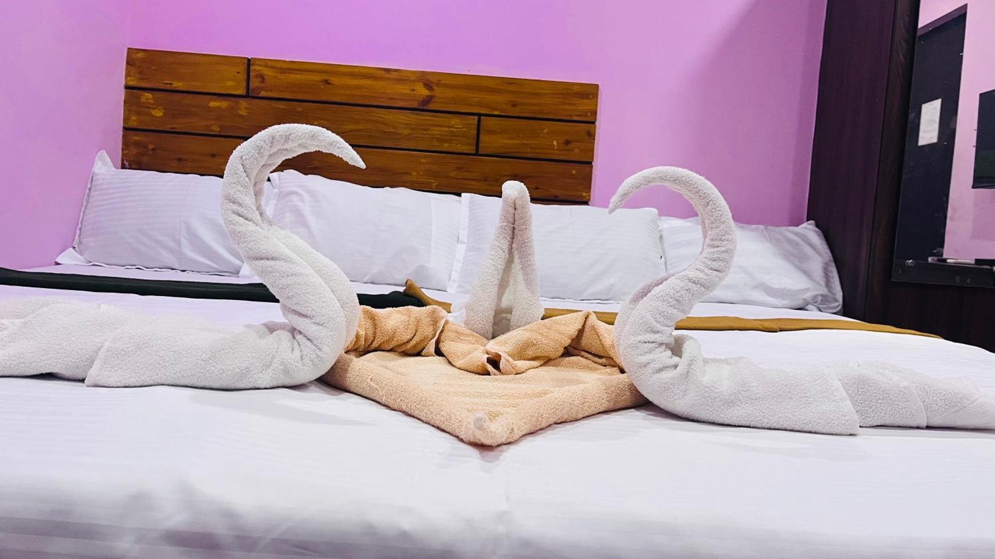 Skyway Rooms بونديتْشيري المظهر الخارجي الصورة