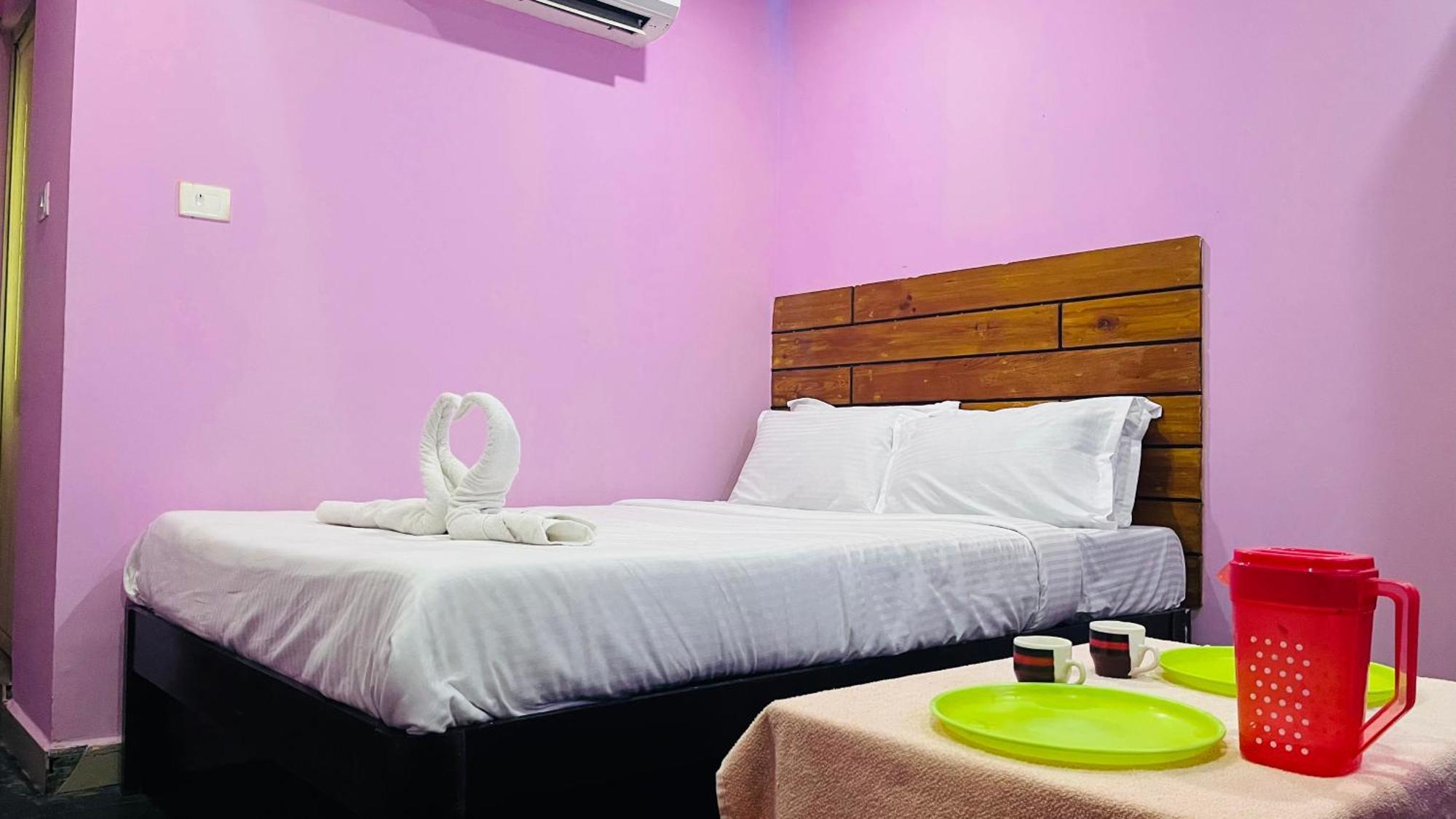 Skyway Rooms بونديتْشيري المظهر الخارجي الصورة