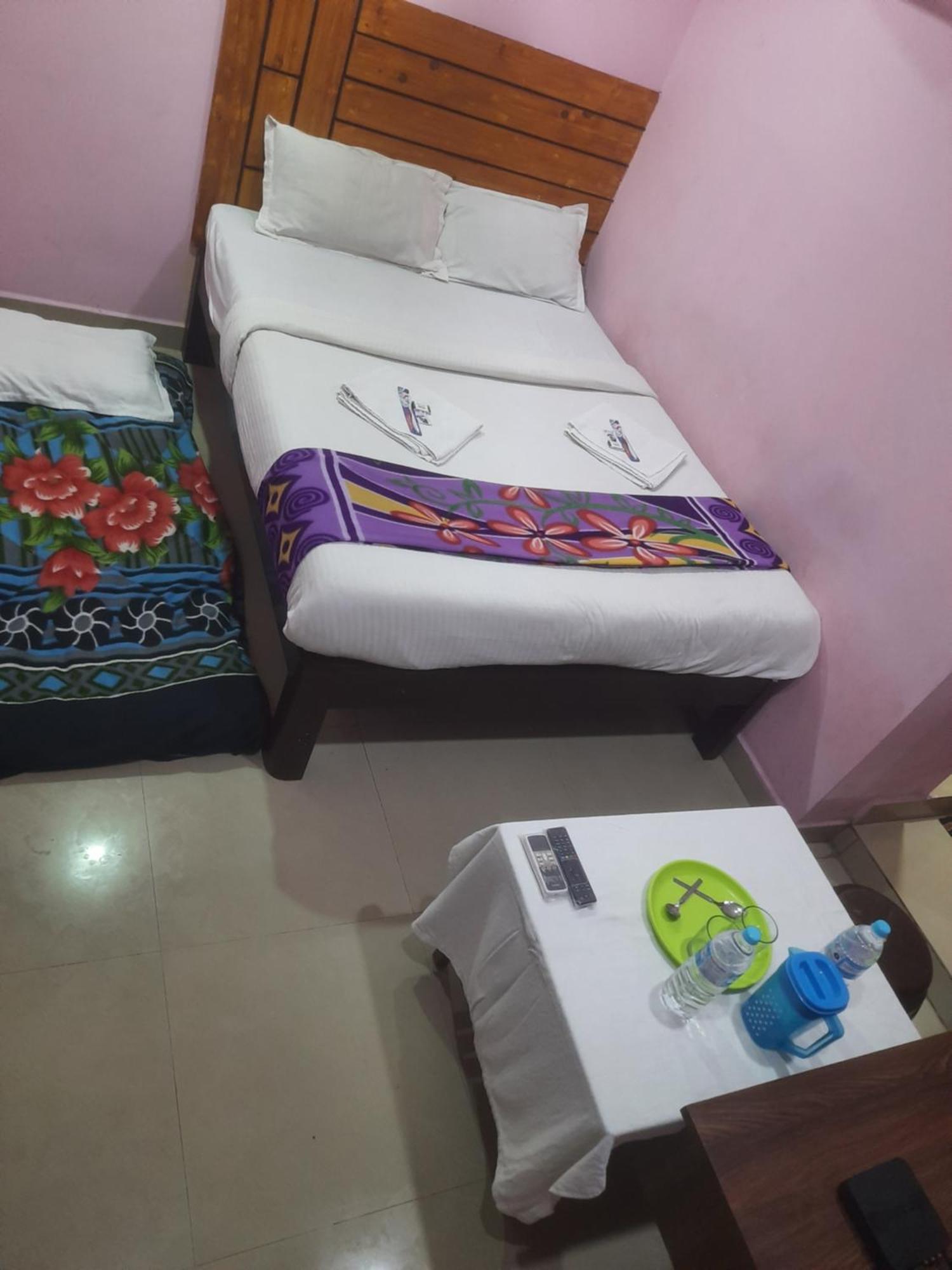 Skyway Rooms بونديتْشيري المظهر الخارجي الصورة